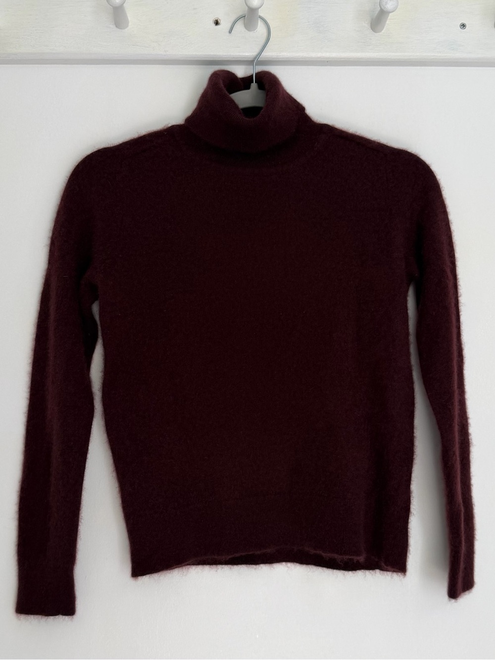 Quince 100% Cashmere Burgundy Wine Brushed Soft Turtleneck Sweater